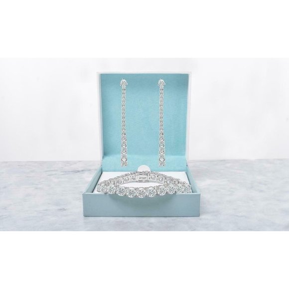 Unbranded Jewelry - Graduated Drop Earrings & Tennis Bracelet Set